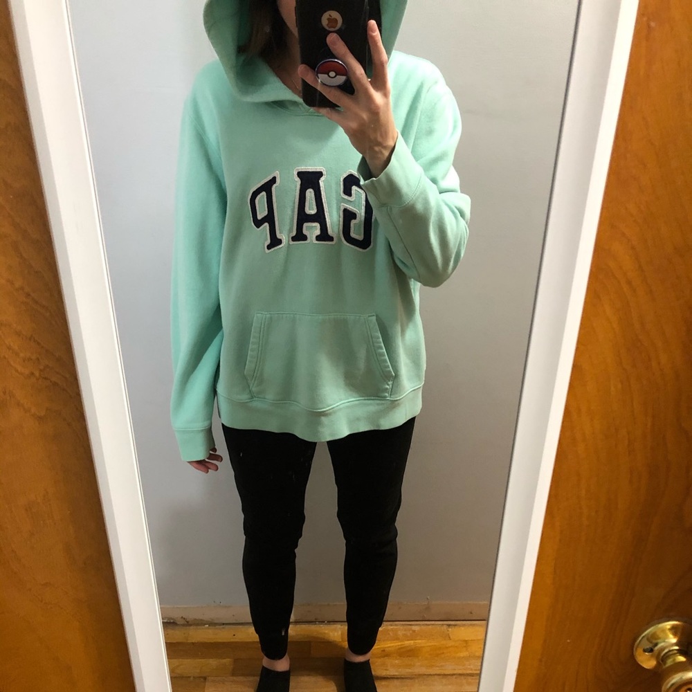 Gap sweater XL